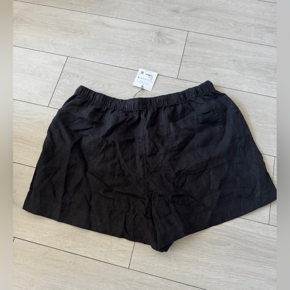Black Linen Shorts AE77 - Picture 2 of 3